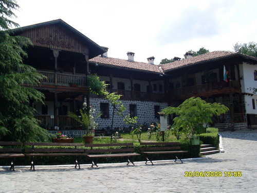  Клисурски манастир
