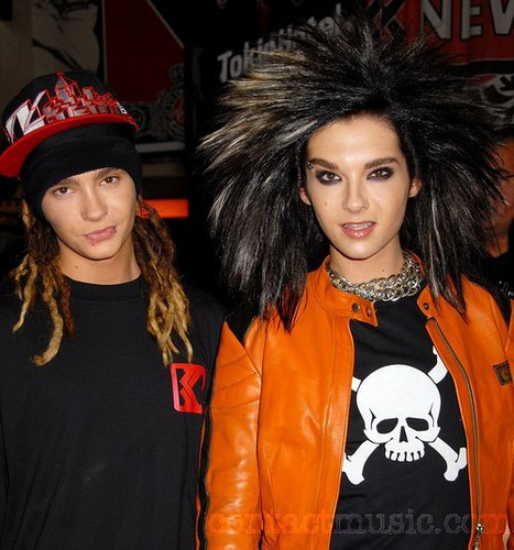  Bill & Tom dress up as eachother! (made sejak me)