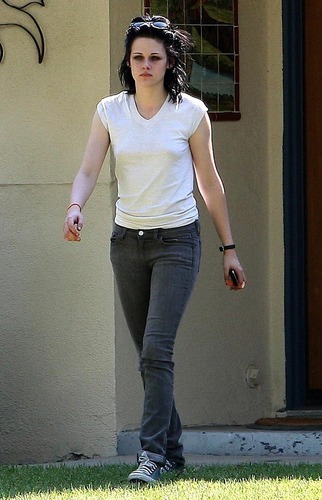  Kristen In The Runaways Set