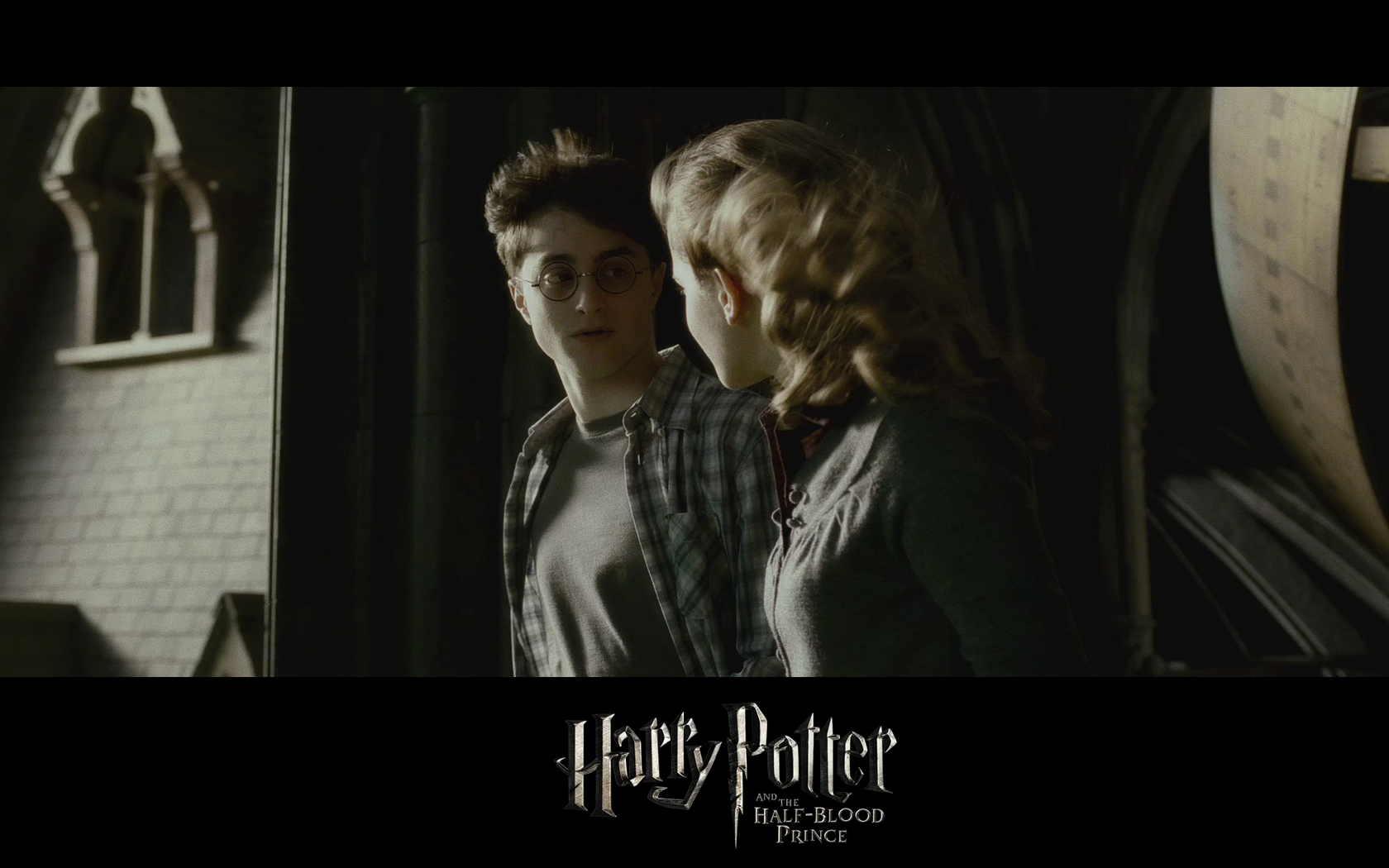 Harry-Potter-and-the-Half-Blood-Prince-evanna-lynch-7174531-1680-1050.jpg