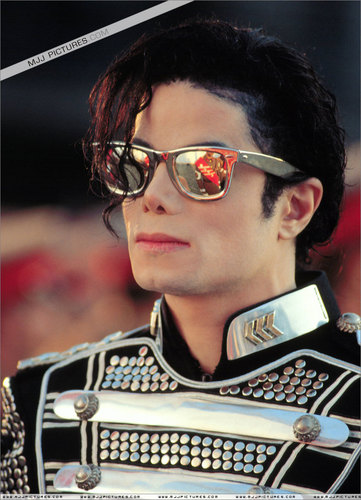  Michael with Lisa Marie Presley