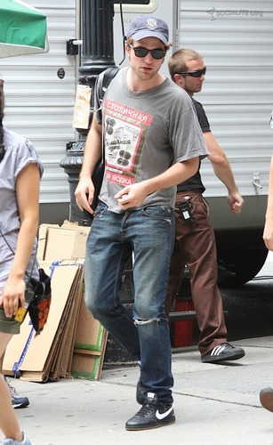  Rob On Remember Me Set [July 17th]