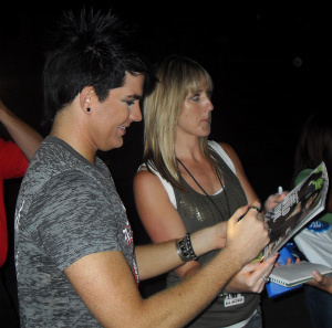  Adam Signing Autographs