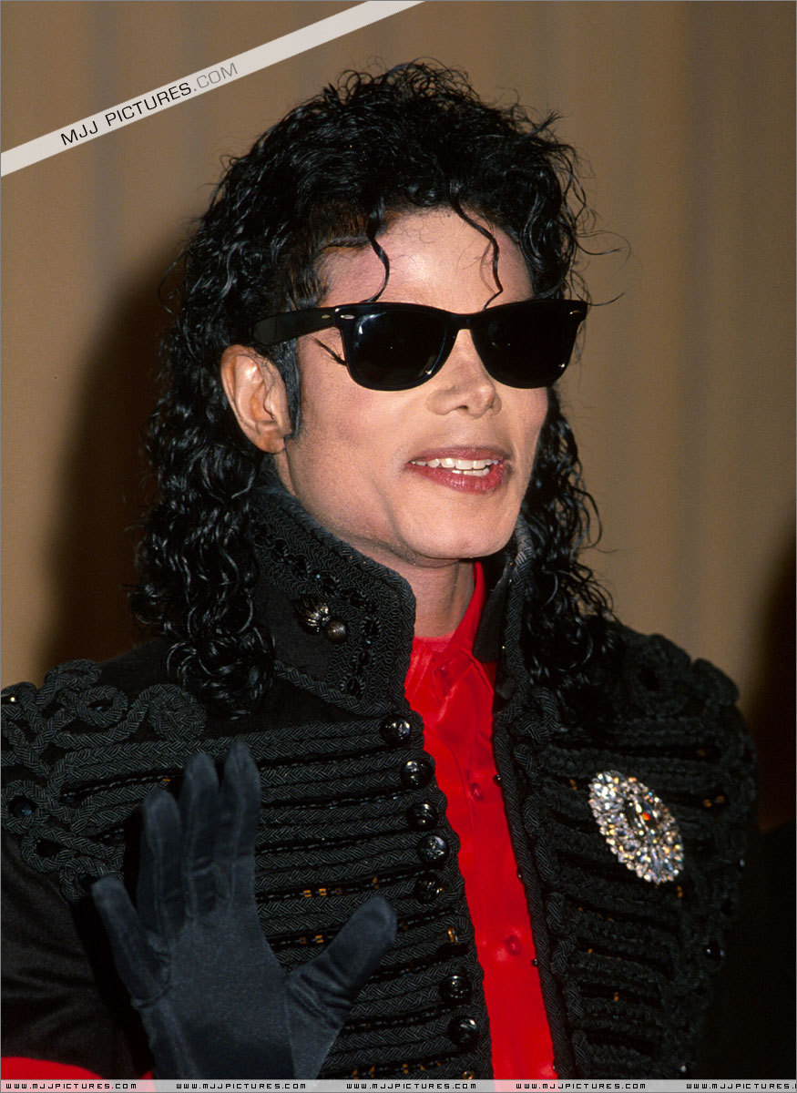 CBS Records Top Selling Artist Of The Decade Michael Jackson