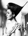 Elizabeth Taylor in Cleopatra - elizabeth-taylor photo