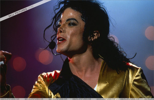  MJ (Dangerous Tour)