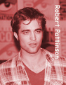 Robert Pattinson at Comic Con =) - twilight-crepusculo fan art