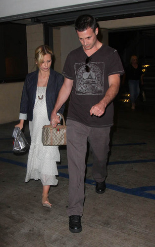  Sarah & Freddie in LA