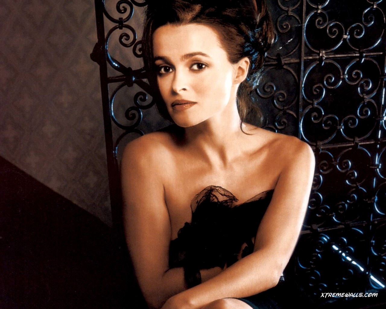 Helena Bonham Carter - Photo Set