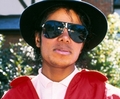 MJ >3 - michael-jackson photo