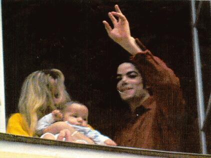  Michael lovely bébés ;**