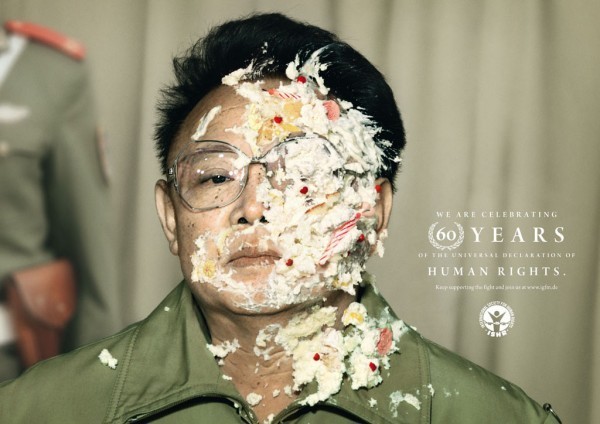 Kim-Jong-Il-Cake-Face-north-korea-7570421-600-424.jpg