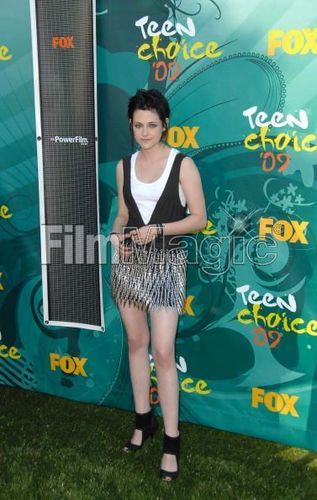  Kristen Stewart- at teen choice awards