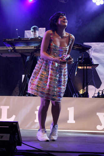  cuteee lily allen
