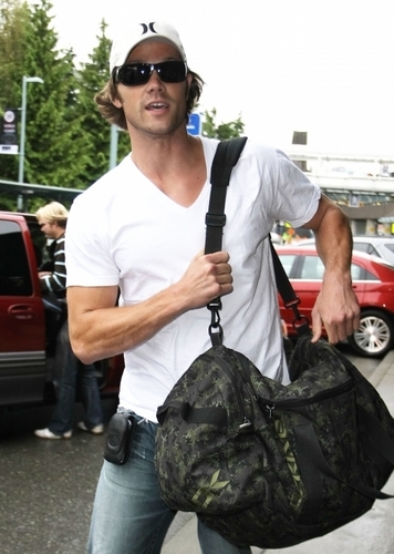  Jared @ Vancouver Airport