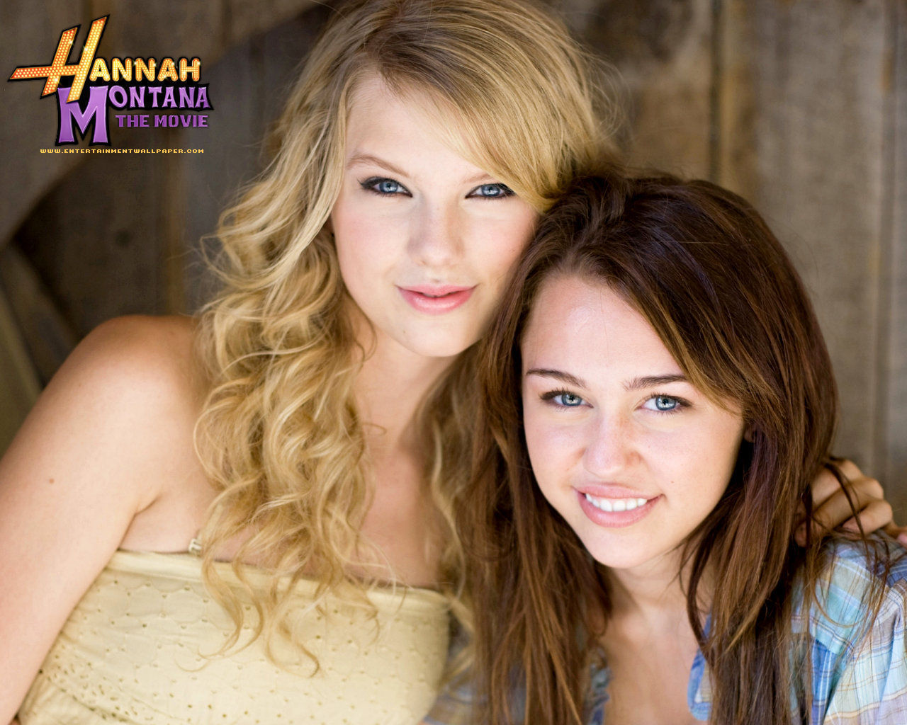 http://images2.fanpop.com/images/photos/7600000/Miley-Cyrus-and-Taylor-Swift-demi-lovato-and-miley-cyrus-7634487-1280-1024.jpg