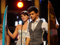 Teen Choice Awards '09 - jackson-rathbone-and-ashley-greene photo
