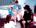 Various > Michael & Lisa Marie visit St Jude Children Hospital - michael-jackson photo