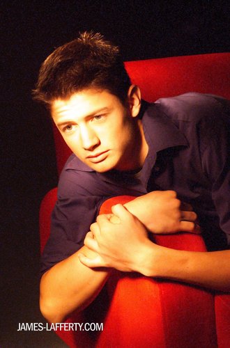 Young James High Quality foto-foto <3