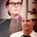 B & B - booth-and-bones icon