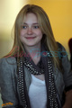 Dakota Fanning arriving to Vancouver for Eclipse - twilight-series photo