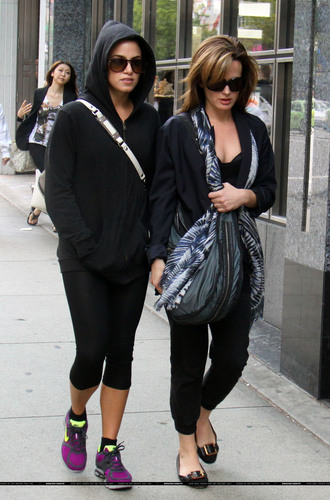  Elizabeth and Nikki out in Vancouver