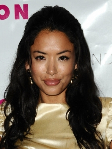 Stephanie @ Nylon Magazine’s 2009 TV Issue Launch Party, august 24 