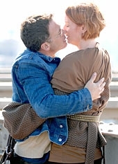 Steve and Miranda bridge kiss