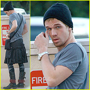  Look At Cam Gigandet [A.K.A James] in a skirt! lol