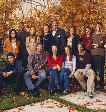  Promotional: Lorelai & Rory, with the Gilmore Girls cast