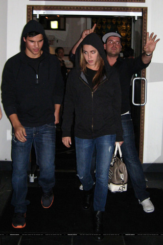  Nikki out with the cast