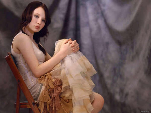  Official Alex Martina (Emily Browning)