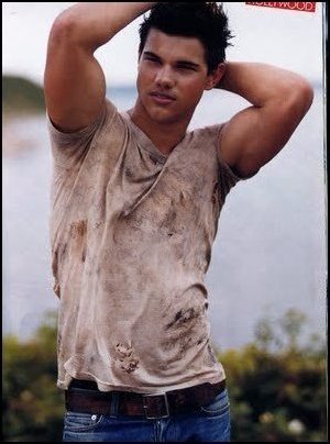 Taylor Lautner Gets Dirty 