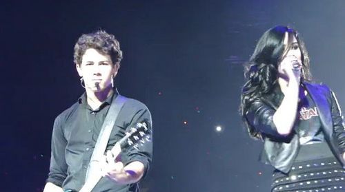  Toronto Concert. Jonas & Demi.