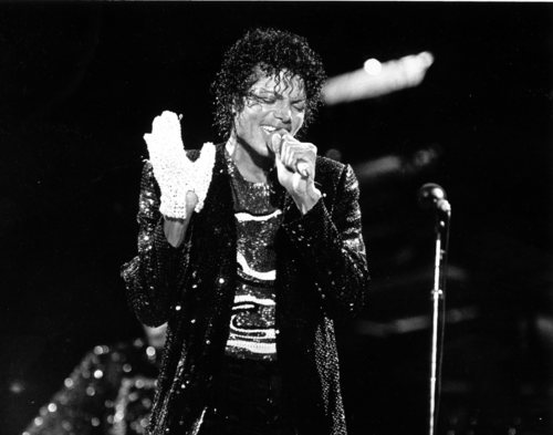  Victory Tour on Stage