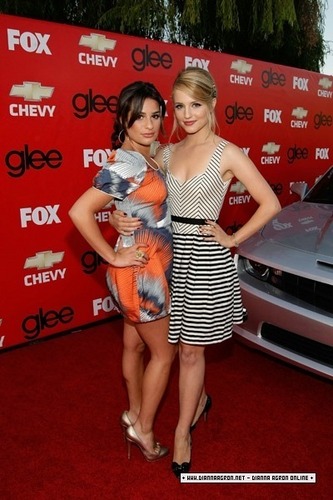  :ea and Dianna @ ग्ली Premiere Party (Sept 09)