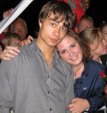  Alex meeting fan after the concerto in Skien