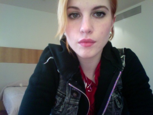 NEW Hayley Williams pic
