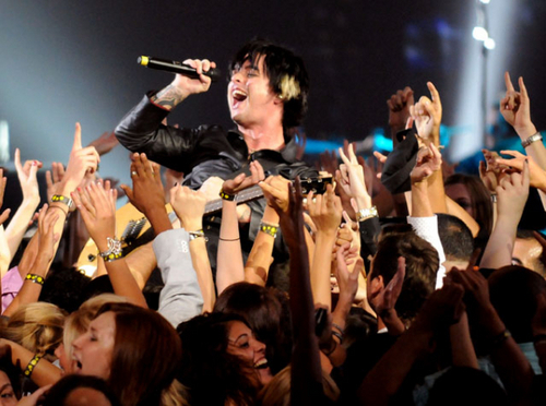  Green دن Performing 'East Jesus Nowhere' @ the 2009 MTV VMAs