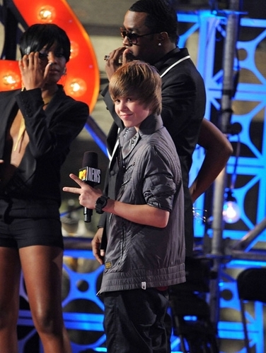  Justin at the 엠티비 VMA's