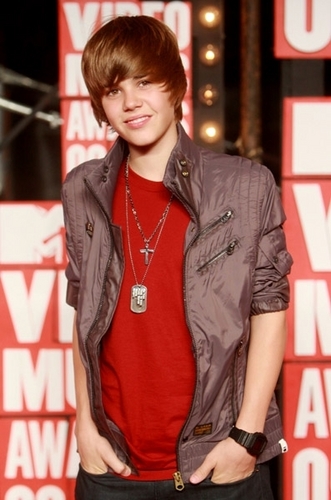  Justin at the 엠티비 VMA's