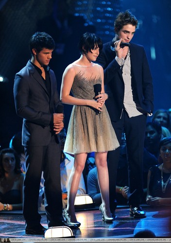  Kristen @ MTV VMA's 2009