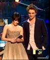 Larger Screencaps from VMA - twilight-series photo