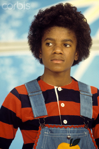 Michael-Jackson-michael-jackson-8102140-320-480.jpg