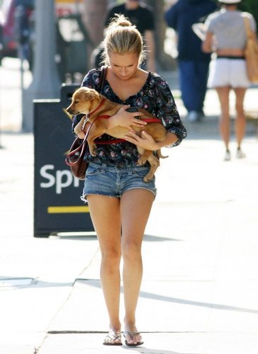  Walking With Her New कुत्ते का बच्चा, पिल्ला In Los Angeles