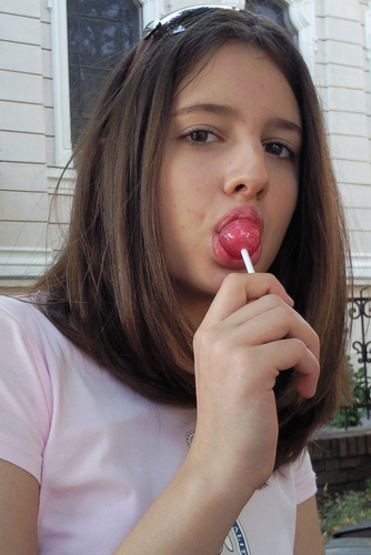  I lick your icecream & bạn can lick my lollipop XD Hilly