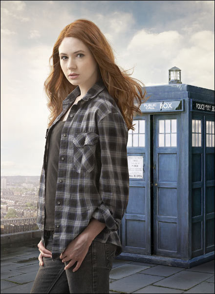 Doctor's Companion Amy Pond Sig and Avy