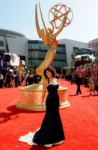 Lisa Arrives @ 61st Primetime Emmy Awards