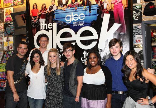  Mark and Dianna with the cast