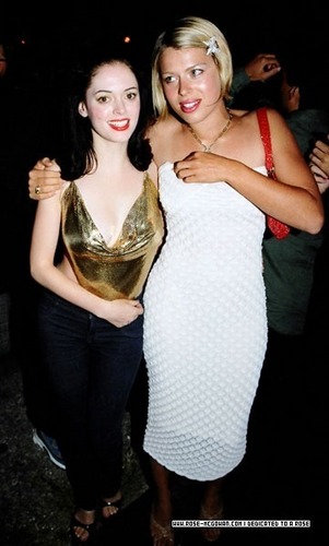  Rose at 1998 MTV movie awards
